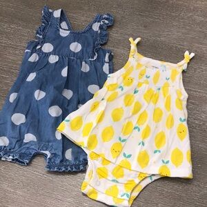 Carter’s 2 piece bundle 9 months rompers